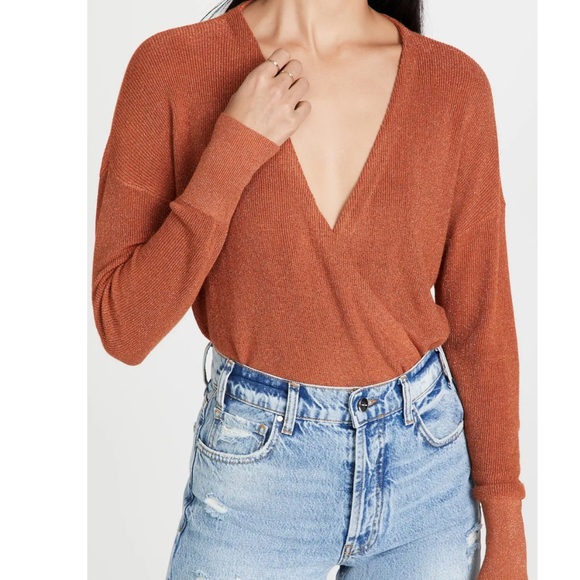 L'Agence Blair Metallic V-Neck Sweater Bronze Sienna - Picture 1 of 12